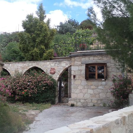 הוילה Lemona Lantana Stone House מראה חיצוני תמונה