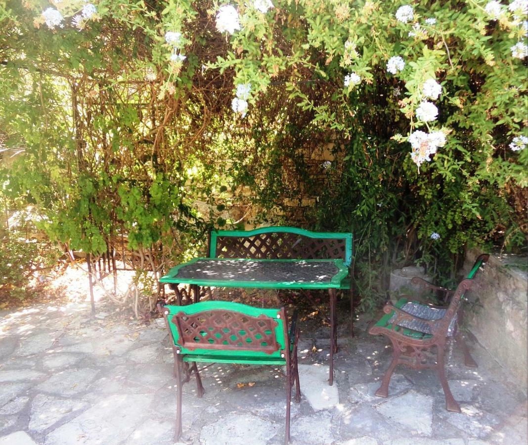 הוילה Lemona Lantana Stone House מראה חיצוני תמונה