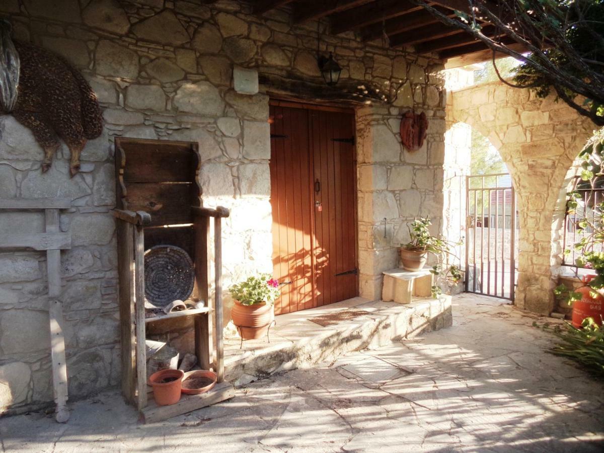 הוילה Lemona Lantana Stone House מראה חיצוני תמונה